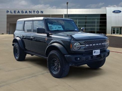 New 2026 Ford Bronco Badlands AWD/4WD image 7