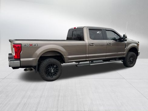 Used 2019 Ford F350 Lariat w/ Lariat Value Package image 11