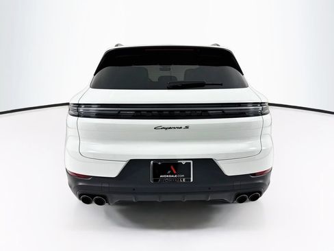 Certified 2026 Porsche Cayenne S AWD/4WD image 10