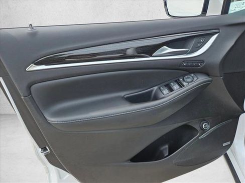 Used 2021 Buick Enclave Avenir w/ Avenir Technology Package AWD/4WD image 13