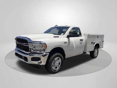 Used 2022 RAM 2500 Tradesman AWD/4WD image 2