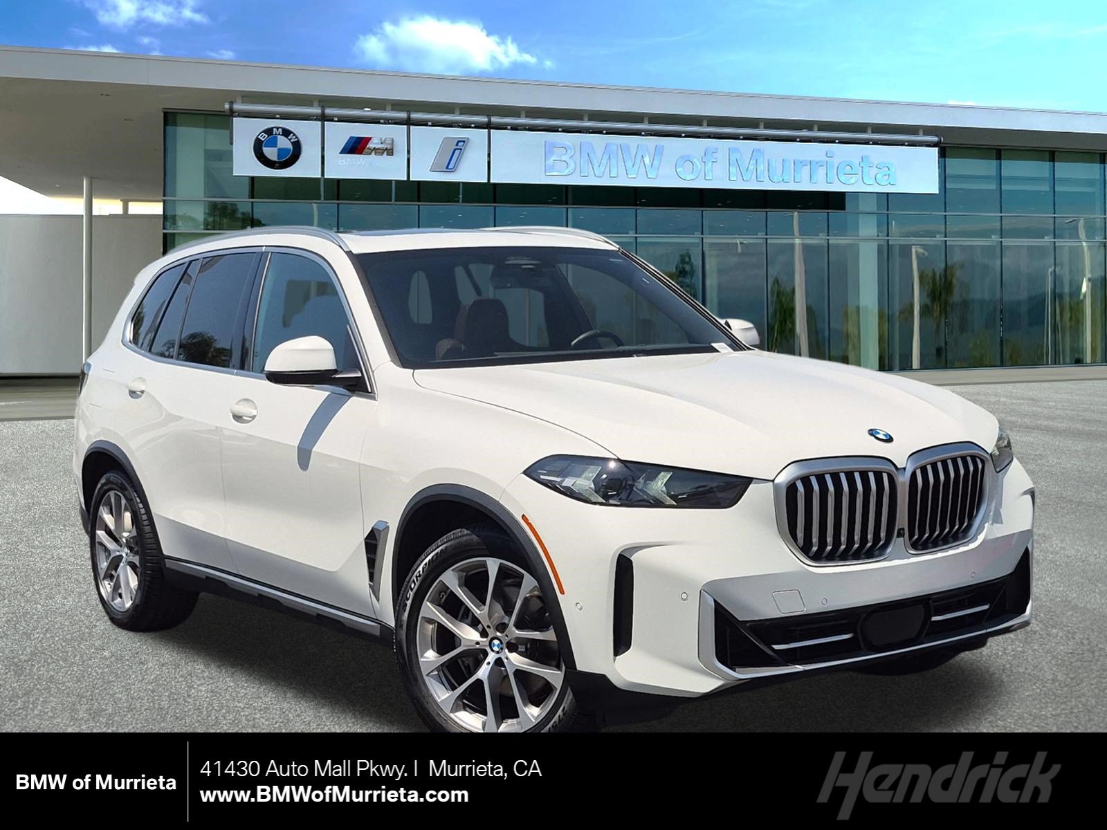 Used 2024 BMW X5 xDrive40i w/ Parking Assistance Package AWD/4WD image 1