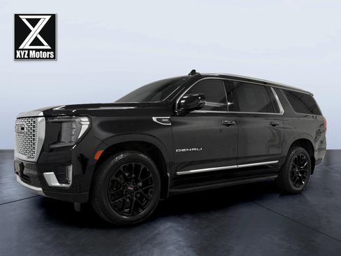 Used 2022 GMC Yukon XL Denali AWD/4WD image 2