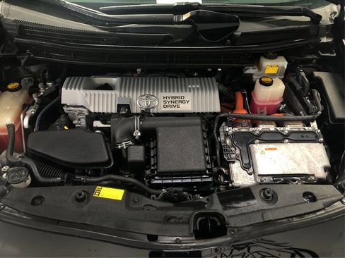 Used 2010 Toyota Prius Three image 11