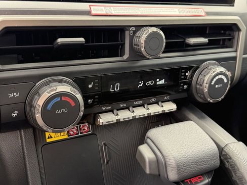 New 2026 Toyota 4Runner TRD Off-Road Premium AWD/4WD image 18