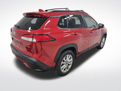 Used 2022 Toyota Corolla Cross LE AWD/4WD image 4