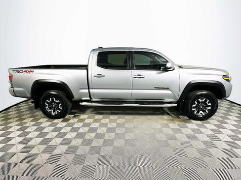 Used 2021 Toyota Tacoma TRD Off-Road w/ TRD Premium Off Road Package image 8
