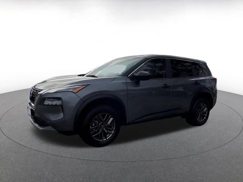 Used 2023 Nissan Rogue S AWD/4WD image 8