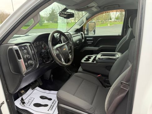 Used 2015 Chevrolet Silverado 3500 LT w/ LT Convenience Package image 17