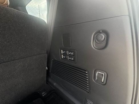 Used 2025 Nissan Armada SL w/ Captain's Chari Seat Package AWD/4WD image 23