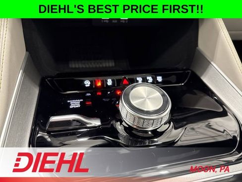 New 2026 Jeep Grand Wagoneer 4WD image 37