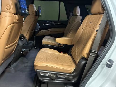 Certified 2023 Cadillac Escalade Sport w/ LPO, ONYX Package AWD/4WD image 26