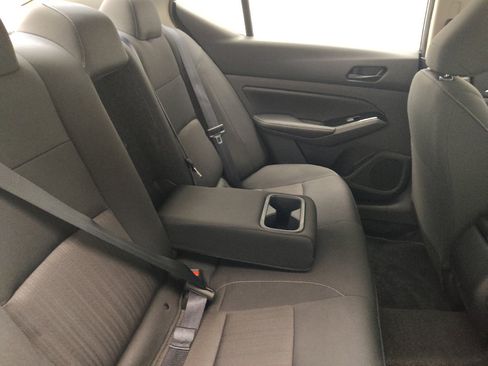 Used 2023 Nissan Altima 2.5 SV w/ SV Premium Package AWD/4WD image 19
