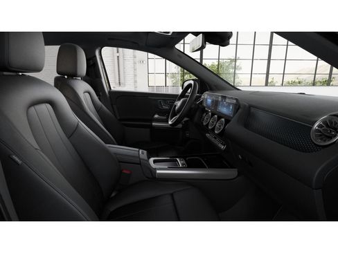 New 2026 Mercedes-Benz GLA 250 4MATIC image 4