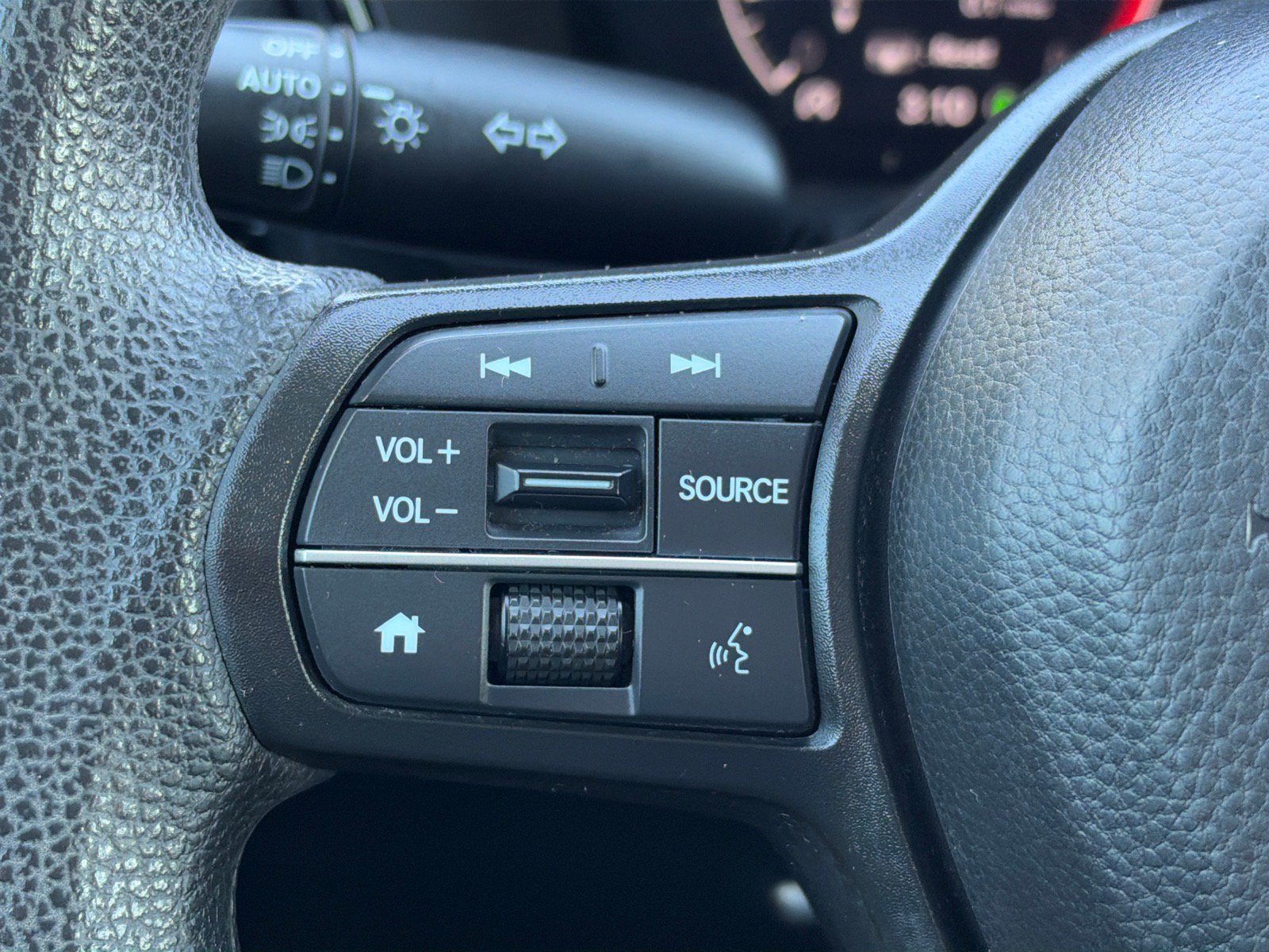 Used 2024 Honda CR-V EX image 13