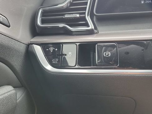 Certified 2023 Kia Sportage SX FWD image 30