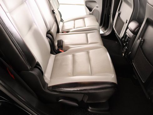 Used 2024 Dodge Durango GT image 16