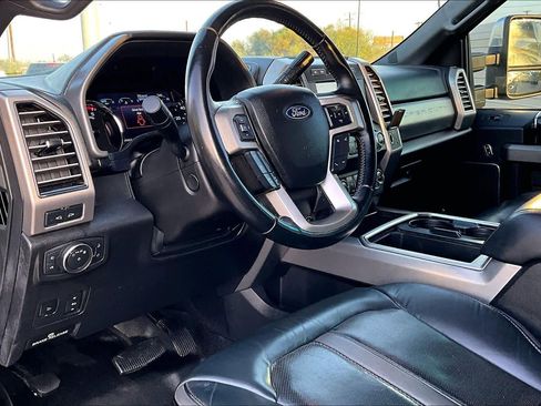 Used 2020 Ford F250 Platinum image 18