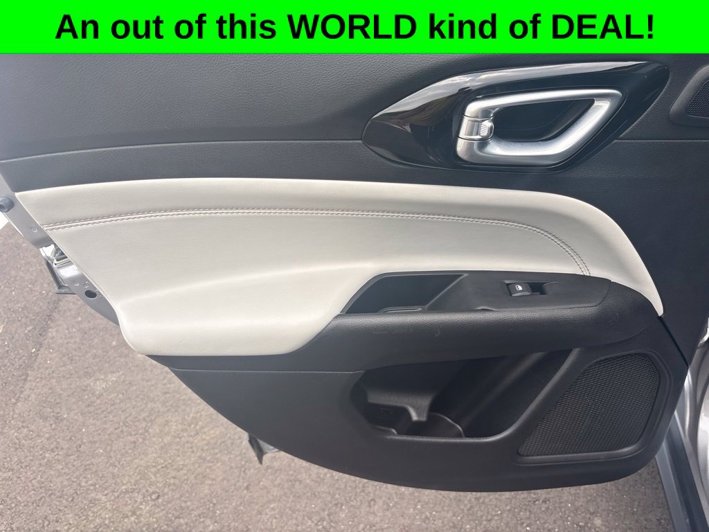 Certified 2022 Jeep Compass Limited w/ Sun and Sound Group AWD/4WD image 23
