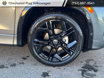 New 2026 Volkswagen Tiguan SE R-Line