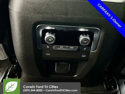 Used 2025 GMC Yukon Elevation w/ LPO, Floor Liner Package AWD/4WD image 29