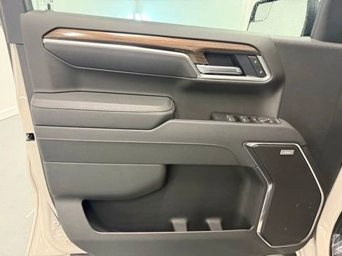 New 2026 Chevrolet Silverado 1500 RST AWD/4WD image 11