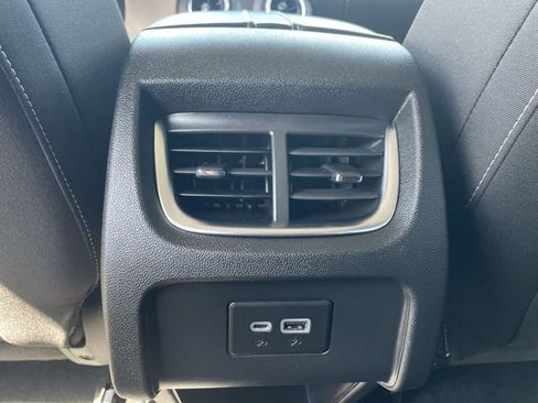 Used 2023 Chevrolet Blazer LT FWD image 20
