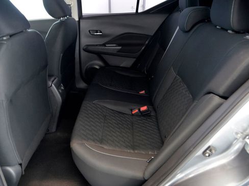 Used 2023 Nissan Kicks SV FWD image 28