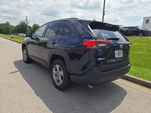 Used 2025 Toyota RAV4 XLE AWD/4WD image 4
