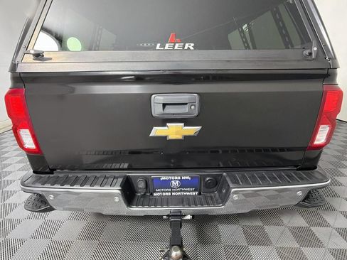 Used 2017 Chevrolet Silverado 1500 LTZ w/ High Desert Package AWD/4WD image 23