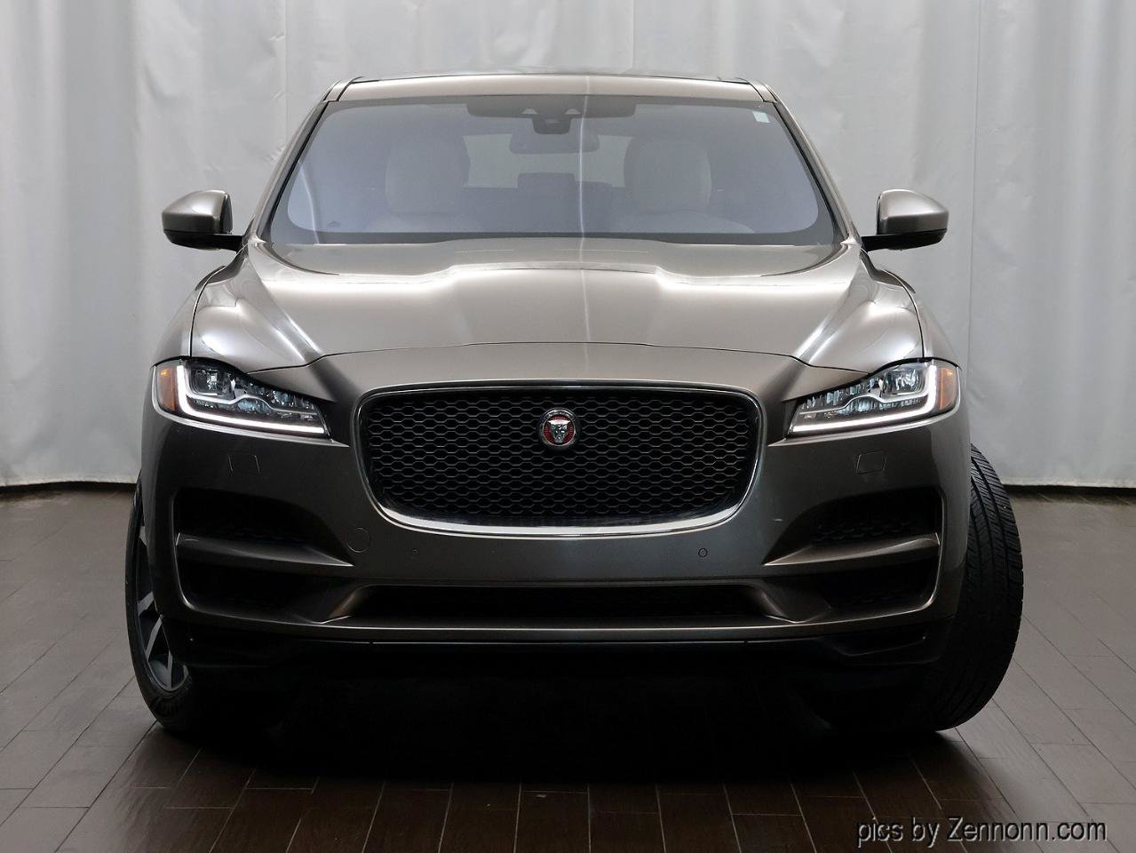 Used 2017 Jaguar F-PACE Prestige AWD/4WD image 5