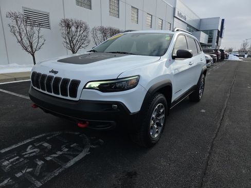 Used 2020 Jeep Cherokee Trailhawk w/ Technology Group image 47