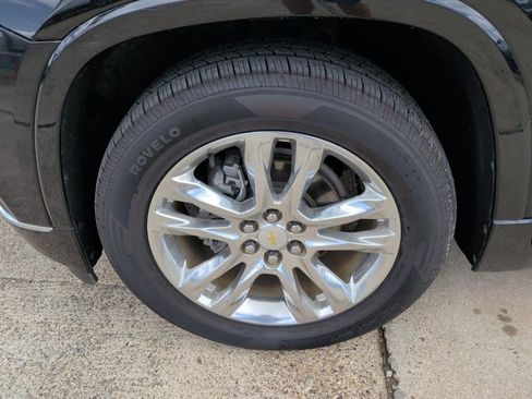 Used 2021 Chevrolet Traverse High Country w/ LPO, Floor Liner Package AWD/4WD image 52