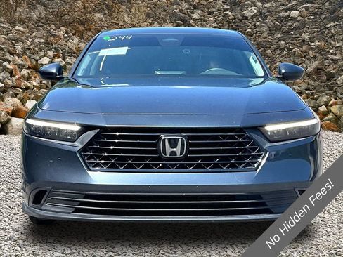 Used 2023 Honda Accord EX image 3