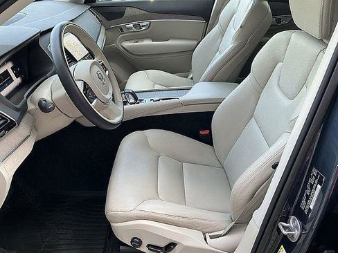 Used 2023 Volvo XC90 B6 Plus w/ Protection Package Premier AWD/4WD image 15