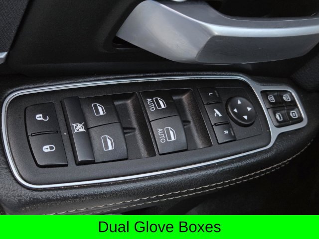 Used 2024 RAM 2500 Big Horn AWD/4WD image 24