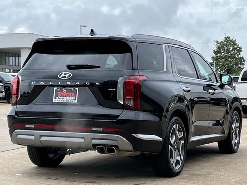 Used 2024 Hyundai Palisade Limited AWD/4WD image 4