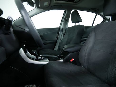 Used 2016 Honda Accord EX image 15