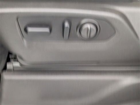 Used 2021 Chevrolet Silverado 2500 High Country w/ Technology Package image 15