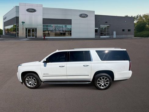 Used 2016 GMC Yukon XL Denali w/ Open Road Package AWD/4WD image 6
