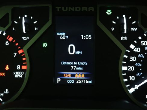 Used 2023 Toyota Tundra Limited AWD/4WD image 11