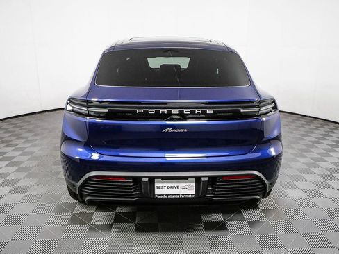 New 2026 Porsche Macan Electric RWD image 31