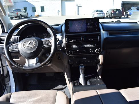 Used 2022 Lexus GX 460 Luxury image 36
