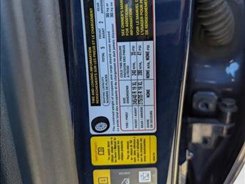 Used 2018 BMW 530e image 23