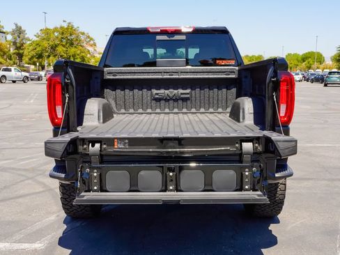 New 2026 GMC Sierra 1500 AT4 w/ AT4 Premium Package AWD/4WD image 10