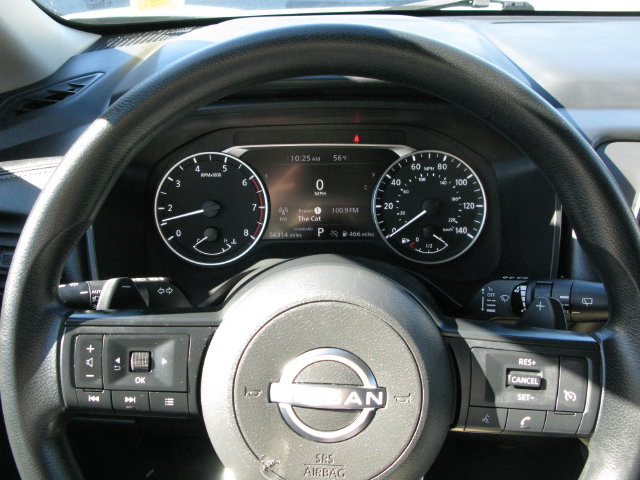 Used 2024 Nissan Rogue S FWD image 14