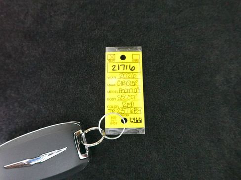 New 2026 Chrysler Pacifica Select image 32