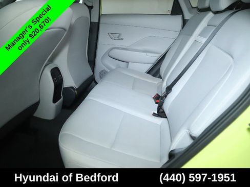 Used 2024 Hyundai Kona SEL AWD/4WD image 15