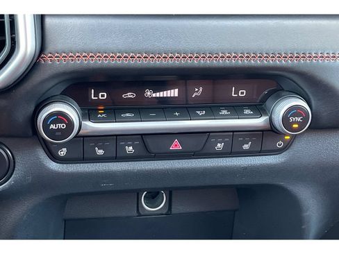 Certified 2025 MAZDA CX-50 AWD 2.5 Turbo w/ Accent Package image 29