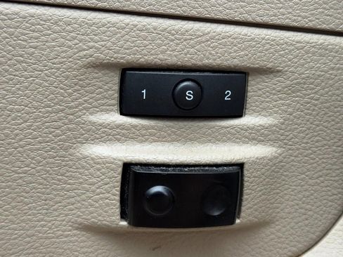 Used 2018 RAM 1500 Laramie w/ Convenience Group image 24